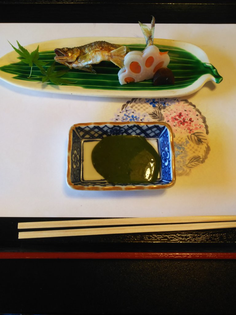 はり清の焼物