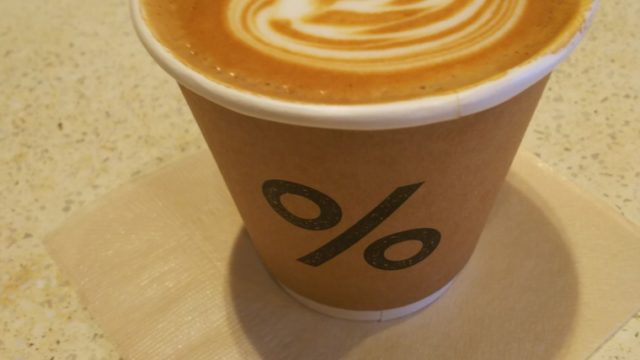 %アラビカのカフェラテ