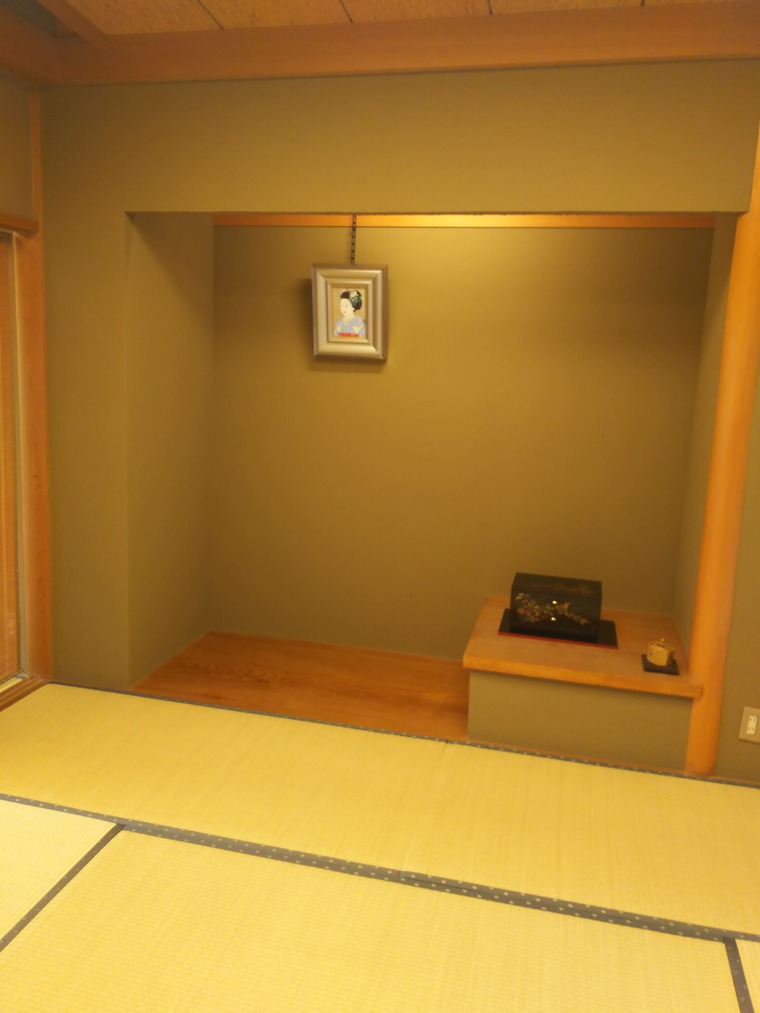 左阿彌の入り口すぐの部屋