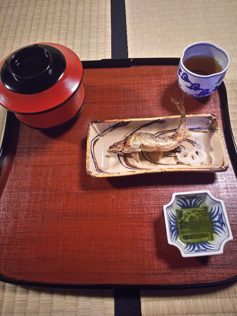 椀物と鮎