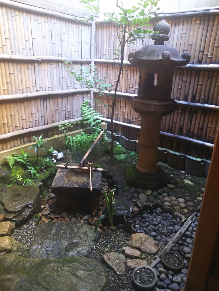 いづうの坪庭