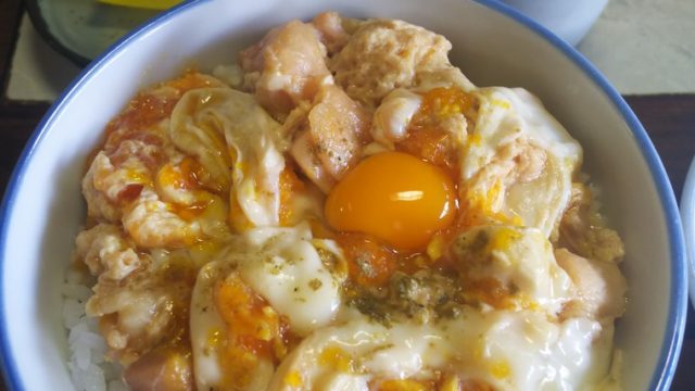 鳥岩楼の親子丼