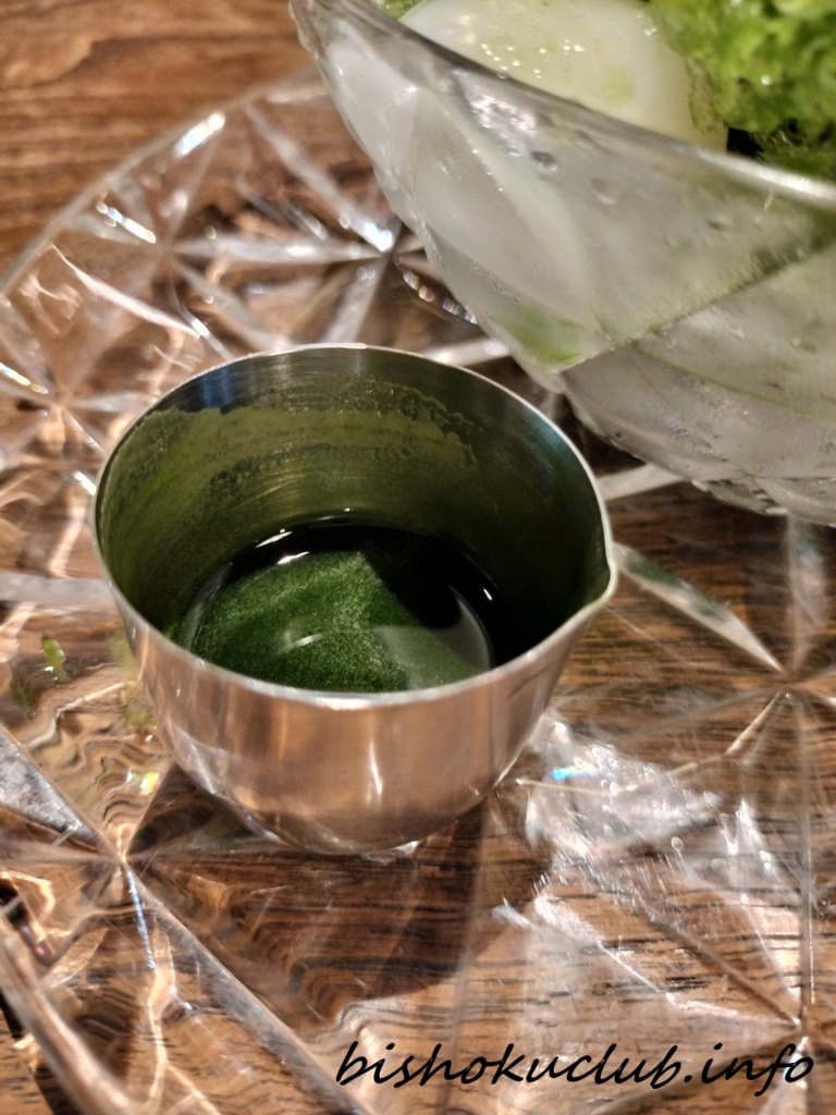 御菓子司 中村軒「宇治金時」の抹茶蜜