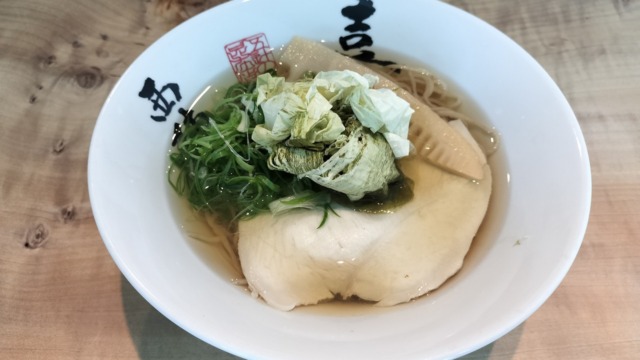「昆布と麺　喜一」のラーメン